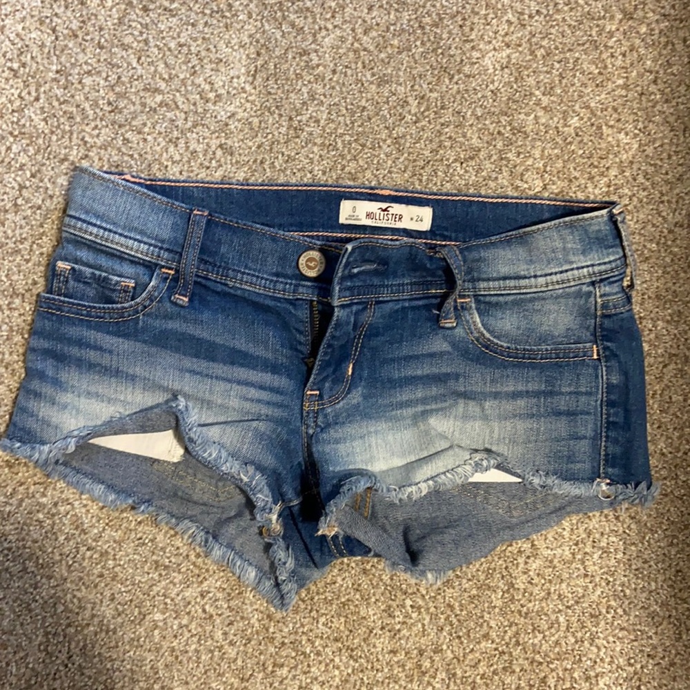 Hollister shorts!